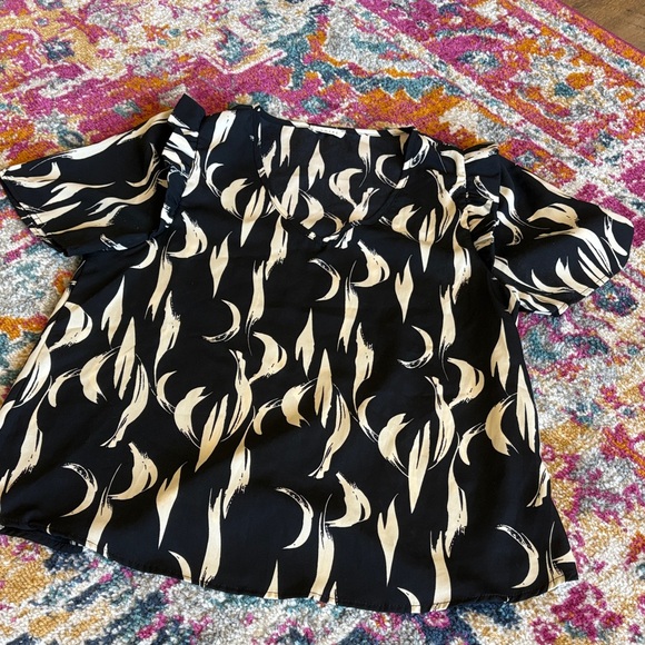 JODIFL Black and Cream Patterned Blouse - Picture 1 of 3